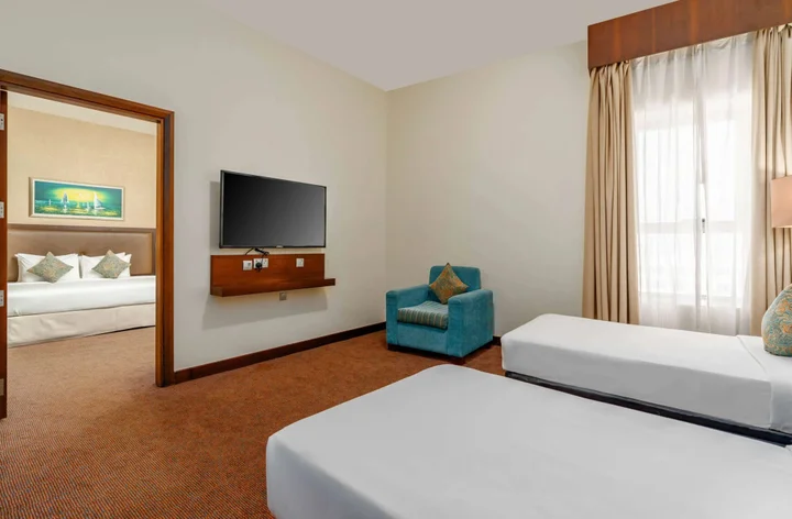Дубай: Ramada by Wyndham Dubai Deira