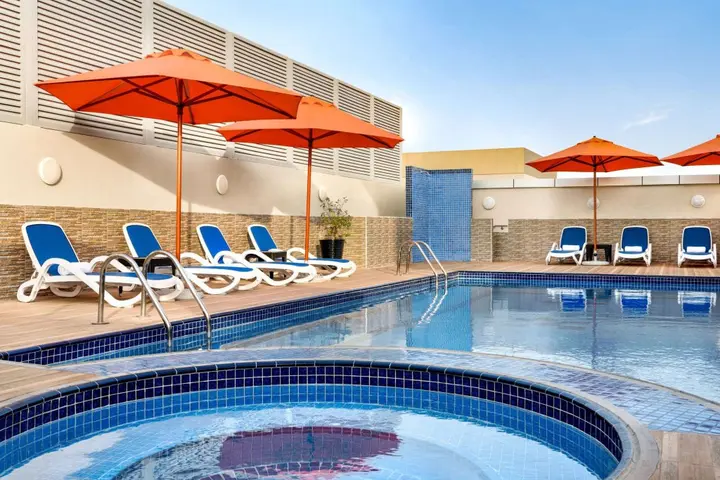 Дубай: Ramada by Wyndham Dubai Deira