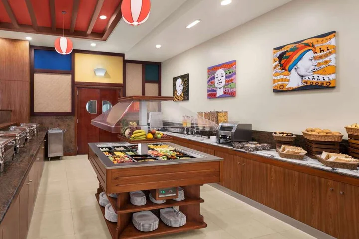 Дубай: Ramada by Wyndham Dubai Deira