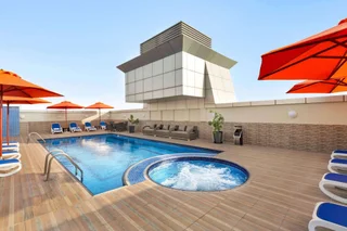 Дубай: Ramada by Wyndham Dubai Deira