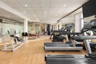 Дубай: Ramada by Wyndham Dubai Deira