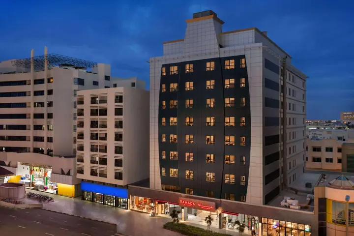 Дубай: Ramada by Wyndham Dubai Deira