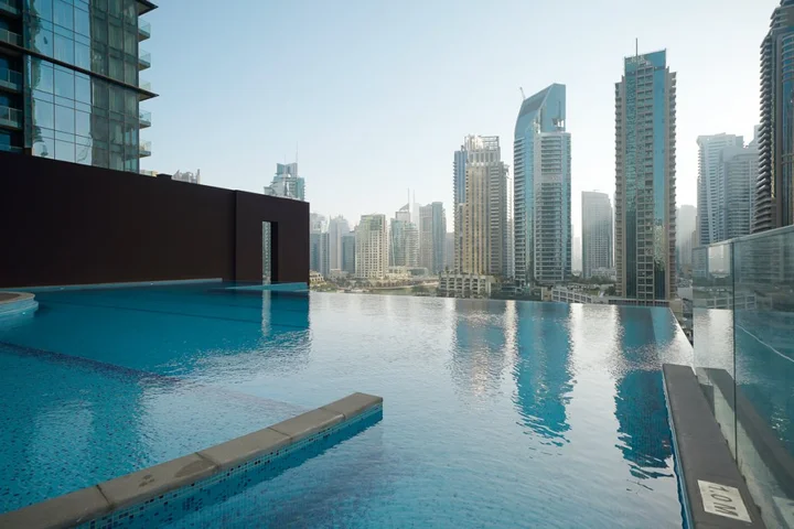 Дубай: Luxurious apartment with prime location