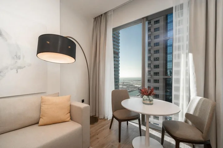 Дубай: Luxurious apartment with prime location