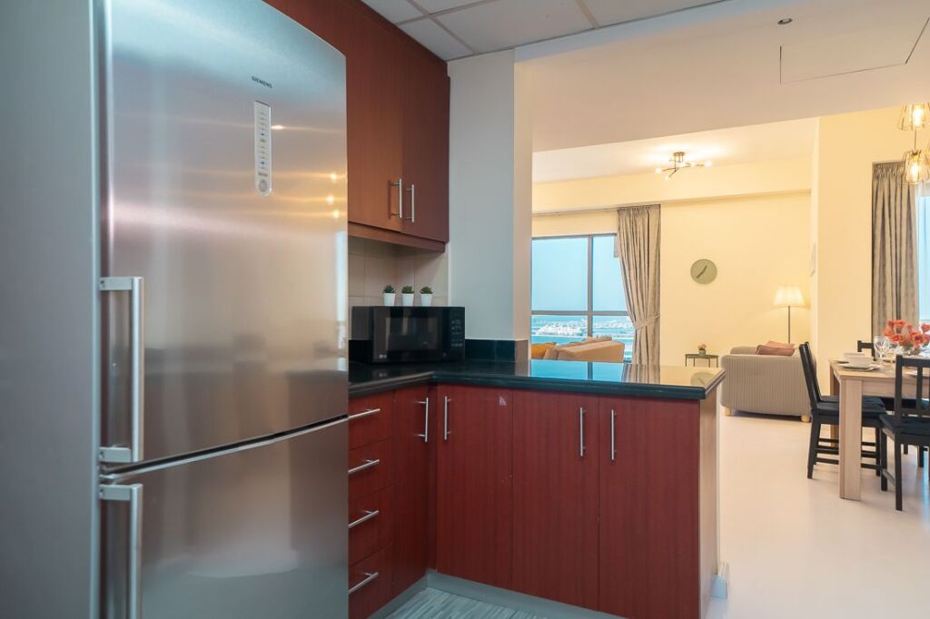 Дубай: Fantastic sea views apartment