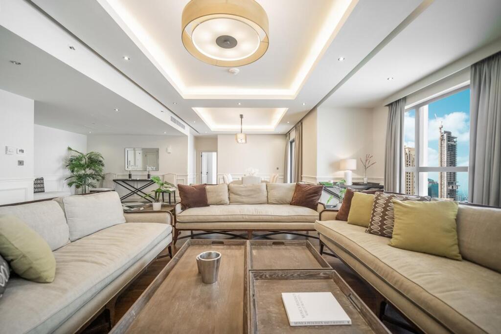 Дубай: Marvelous apt. with stunning views in JBR