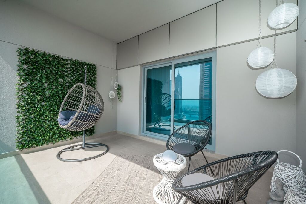 Дубай: Beautiful apt. Business Bay floor 21
