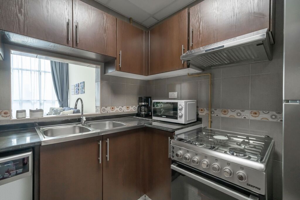 Дубай: Glamorous flat with swimming pool in Oudah Tower