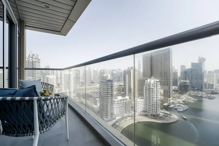 Дубай: Best views to the marina in JAM Marina