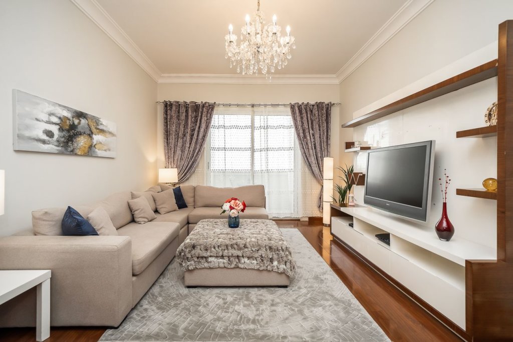 Дубай: Beautiful apt. with city views in Lakeshore Tower