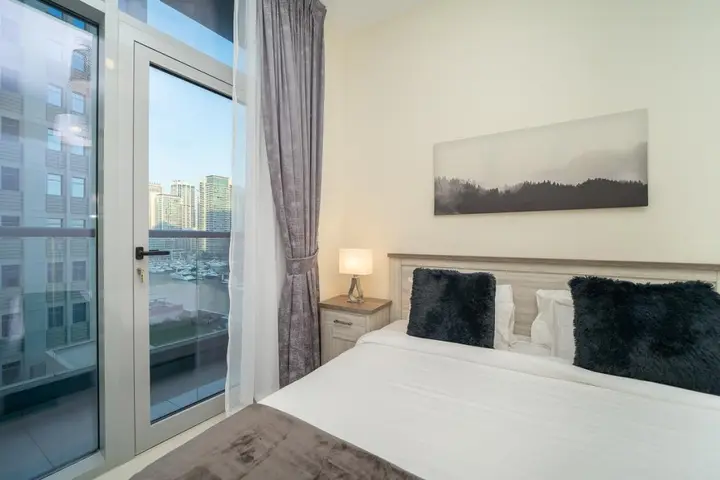 Дубай: Gorgeous apartment with Marina view