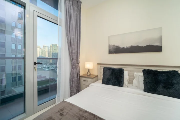 Дубай: Gorgeous apartment with Marina view