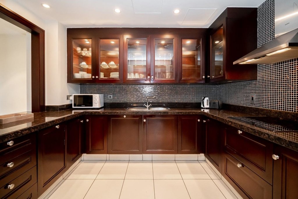 Дубай: Amazing 2 Bedroom Apartment in Old Town