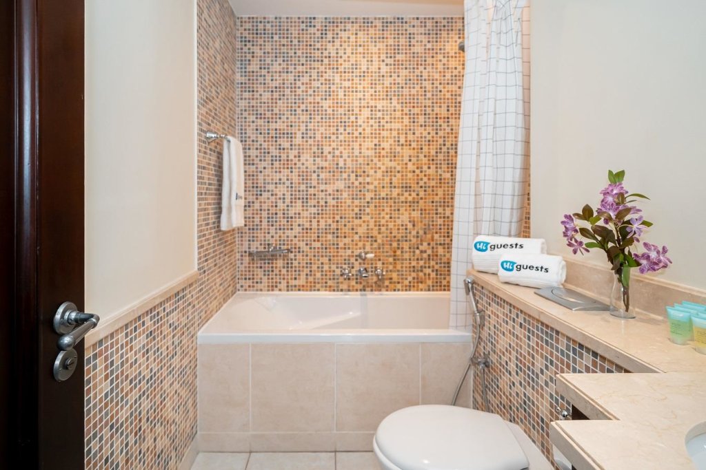Дубай: Amazing 2 Bedroom Apartment in Old Town