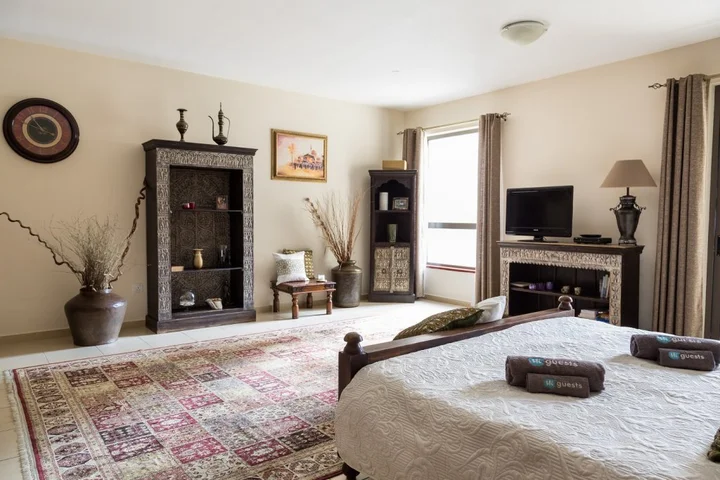 Дубай: Wonderful Arabian nights studio in JBR!