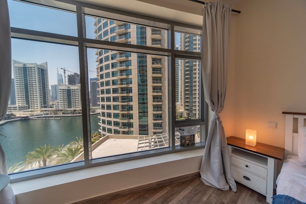 Дубай: Great Apartment - Park Island Building