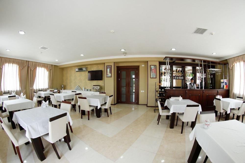 Масаллы: Vilesh Hotel
