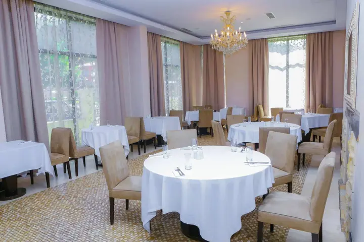 Шеки: Sheki Saray Hotel 