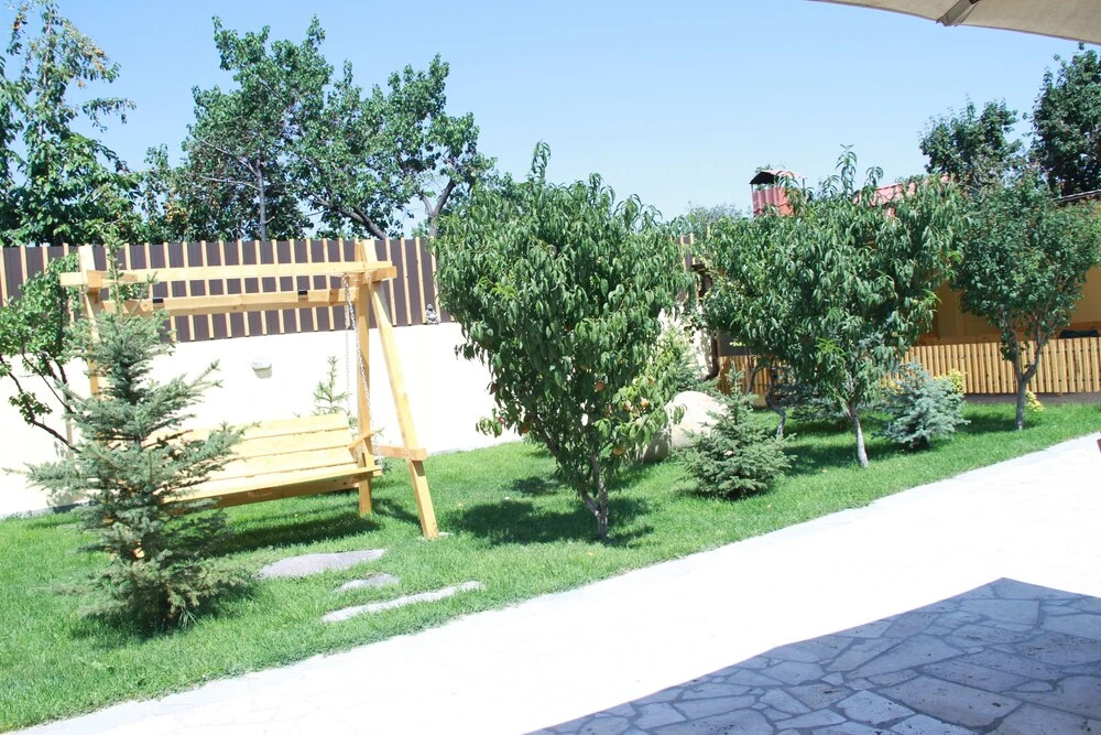 Ереван: Villa Quattro - Villa with Open Pool and Eco Garden