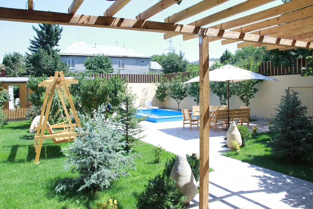 Ереван: Villa Quattro - Villa with Open Pool and Eco Garden