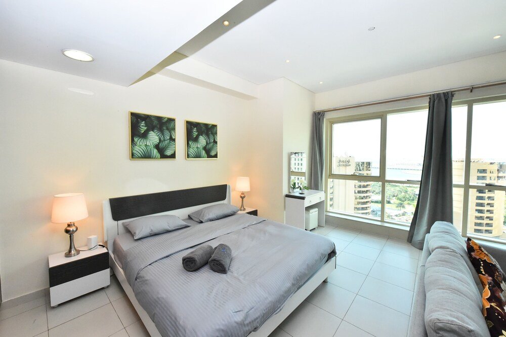 Дубай: Signature Holiday Homes- Zumurud Tower Studio Apartment, Dubai Marina