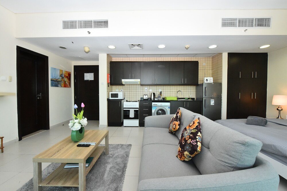 Дубай: Signature Holiday Homes- Zumurud Tower Studio Apartment, Dubai Marina
