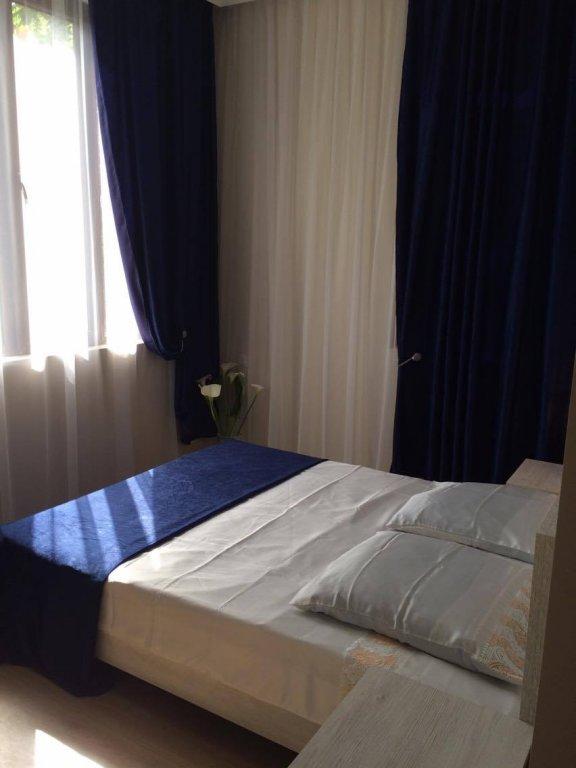 Батуми: Гостевой дом Holiday House Green Cape Batumi