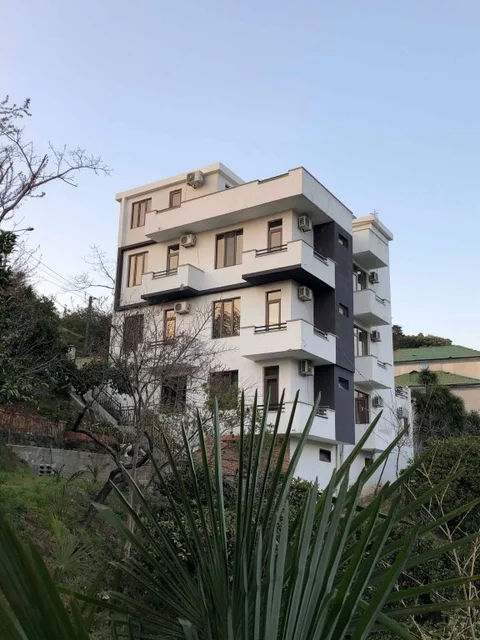 Батуми: Гостевой дом Holiday House Green Cape Batumi