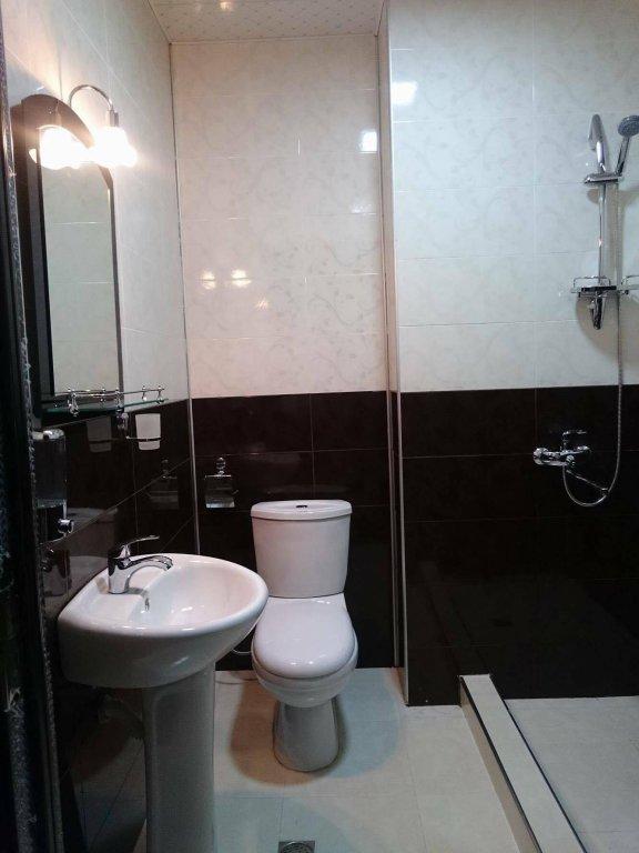 Батуми: Гостевой дом Holiday House Green Cape Batumi