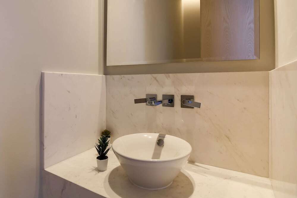 Дубай: Luxury Apartment With Spectacular View of the Palm