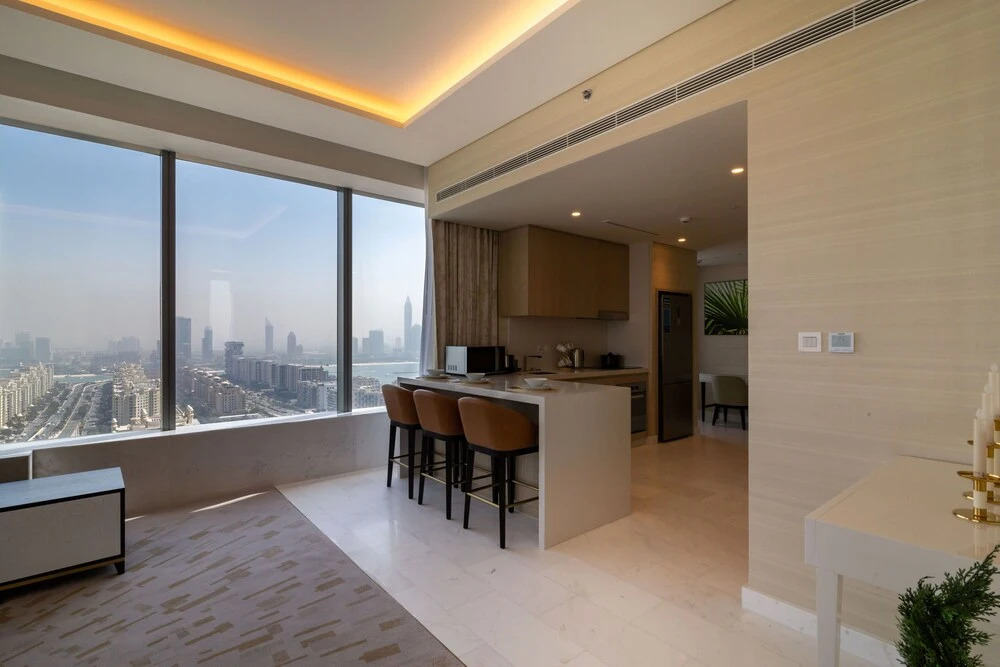 Дубай: Luxury Apartment With Spectacular View of the Palm