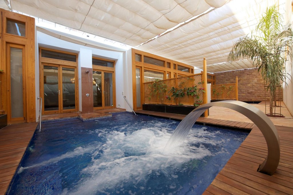 carousel image 3