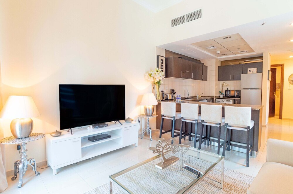 Дубай: 1 Bed Apartment in Dubai Marina - MRN