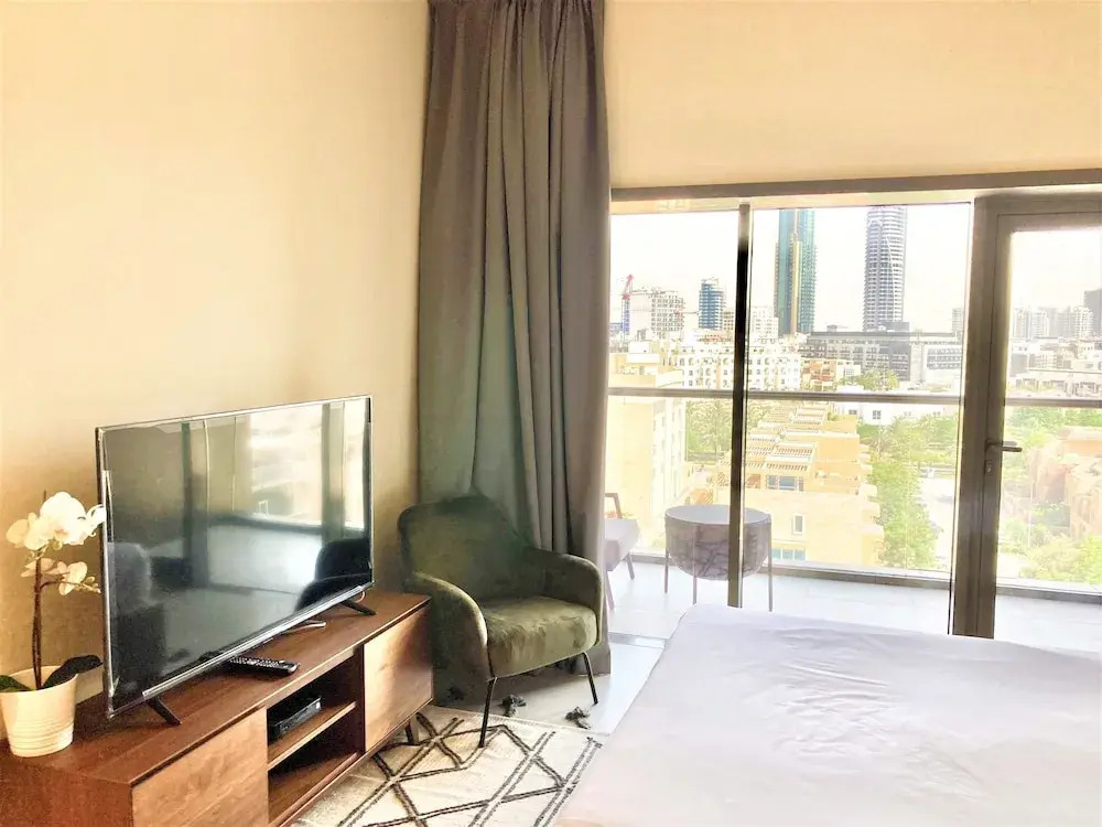 Дубай: Amazing Living With Balcony - Park View JVC