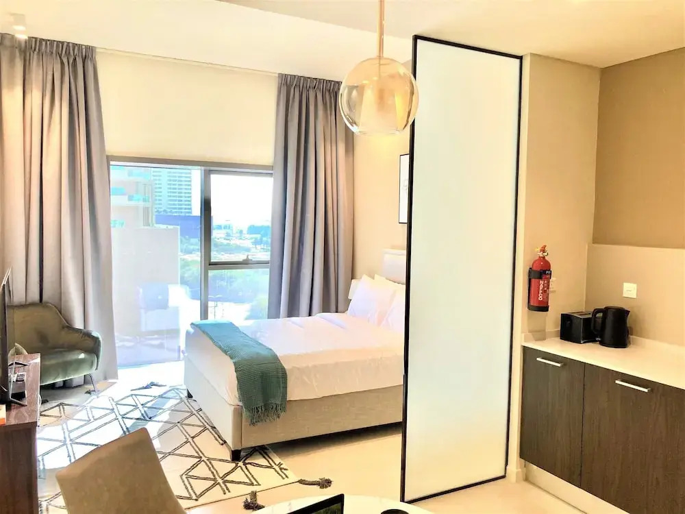 Дубай: Amazing Living in Park View JVC
