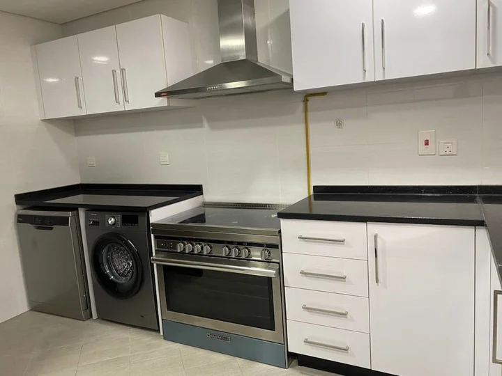 Дубай: Refined Classy 3 Bedroom Apartment in Jumeirah