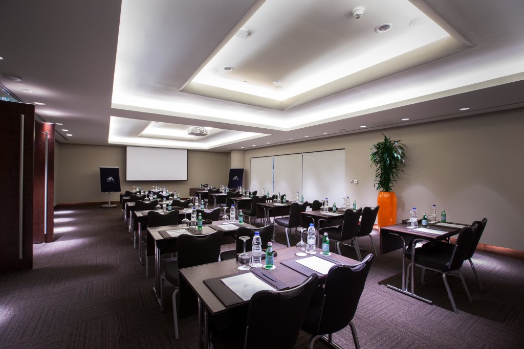 Дубай: Отель JA Ocean View Hotel