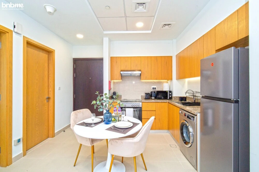 Дубай: 1B-Bellevue Tower 2-1902 by bnbme homes