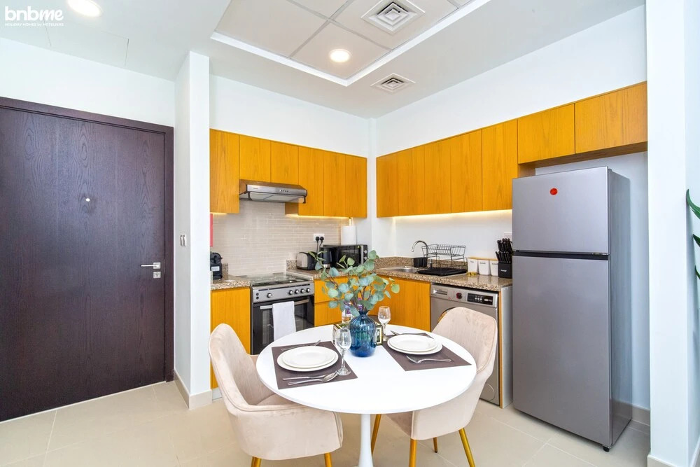 Дубай: 1B-Bellevue Tower 2-1902 by bnbme homes