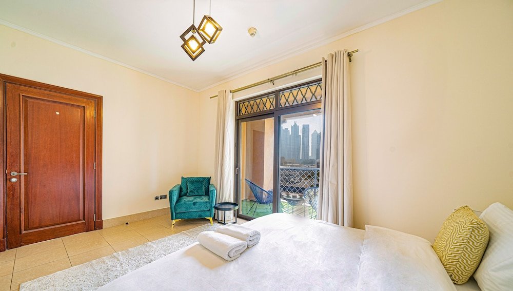 Дубай: Kohh – 1br in Zanzebeel