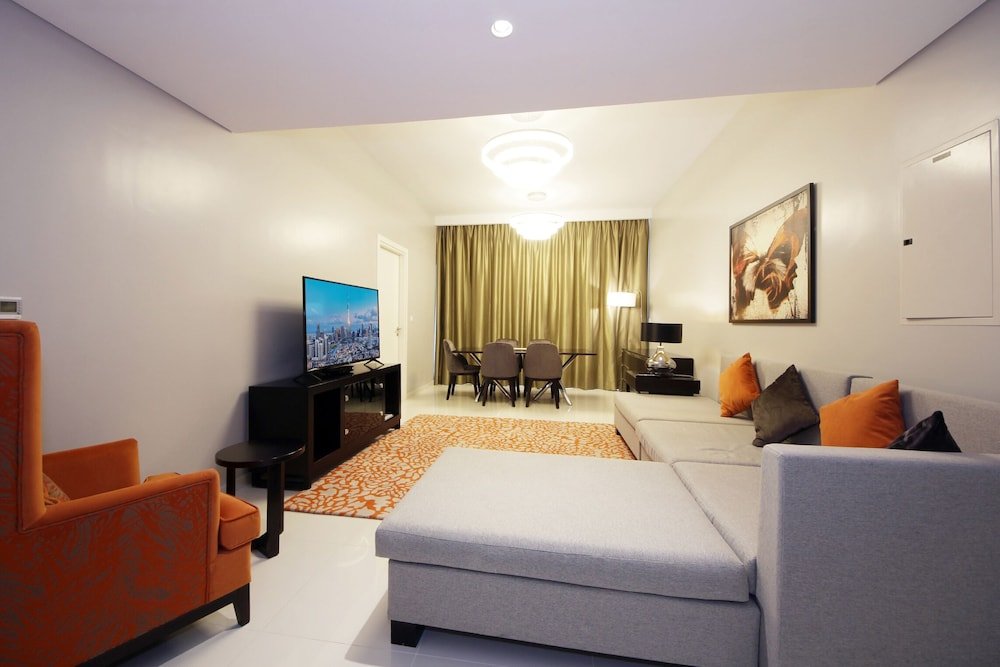 Дубай: 3 Bedroom Apartment in Artesia Tower B