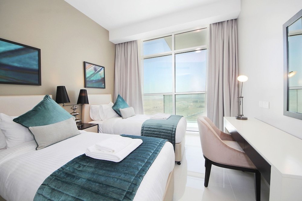 Дубай: 3 Bedroom Apartment in Artesia Tower B