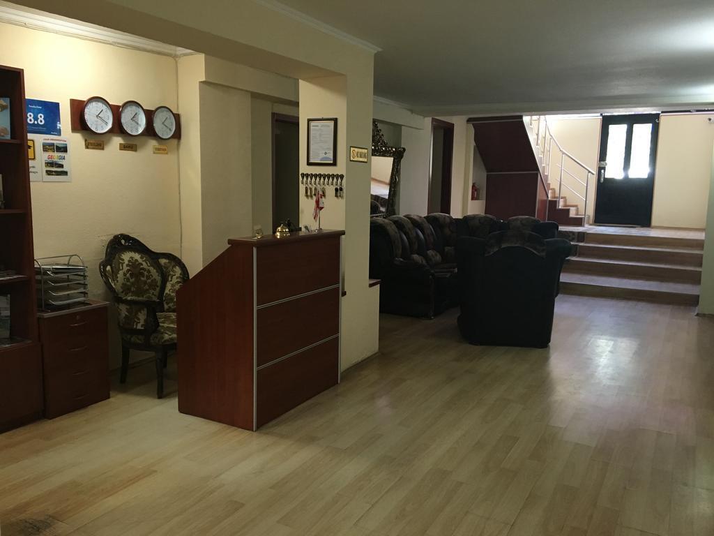 Тбилиси: Paradise Hotel