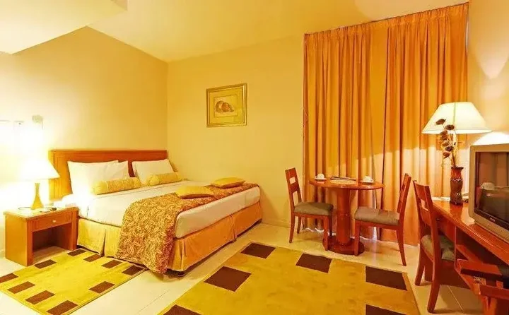 Шарджа: Jormand Hotel Apartment - Sharjah