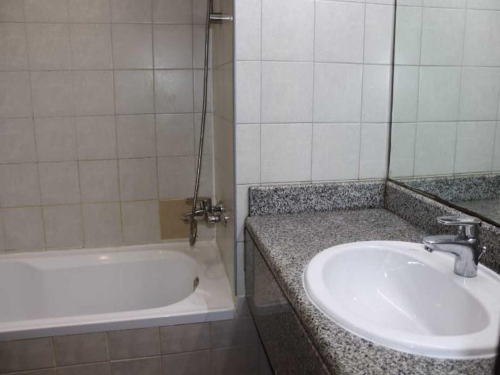 Дубай: Beautiful Furnished Studio With Close Kitchen