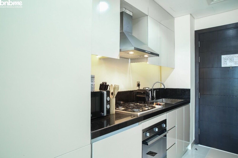 Дубай: In Proximity to Dubai South Bnbmehomes