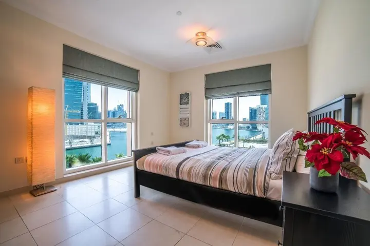 Дубай: Large 1 Bed Business Bay Canal