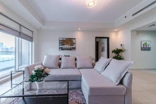 Дубай: Large 1 Bed Business Bay Canal