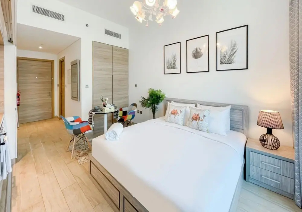 Дубай: Bnbmehomes Beautiful Lake View Studio Near Marina
