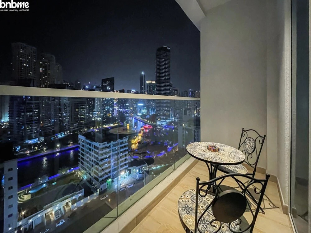 Дубай: Bnbmehomes Beautiful Lake View Studio Near Marina